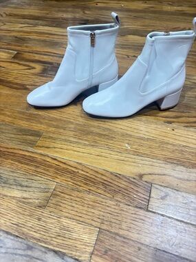 Coach Off-White Leather Ankle Booties with Side Zip